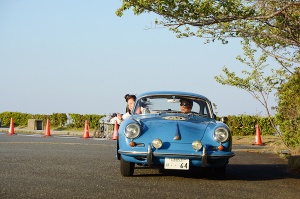 PORSCHE 356C competes in open PC competition at Toba Observation deck