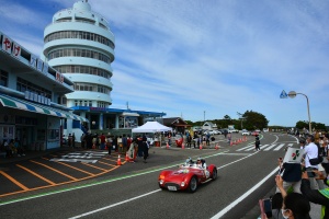 LANCIA MARIANI ARDEA 750S leaves Shionomisaki Sightseeing Tower after receiving stamp