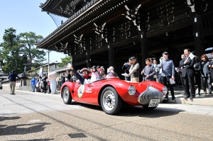 STANGUELLINI S 1100 running in Isshindenjinaicho Town